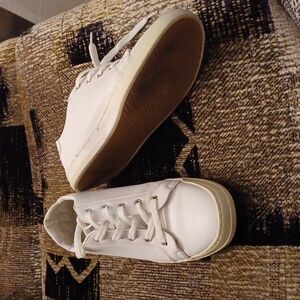 Free Add-on White Sneakers - Size 41